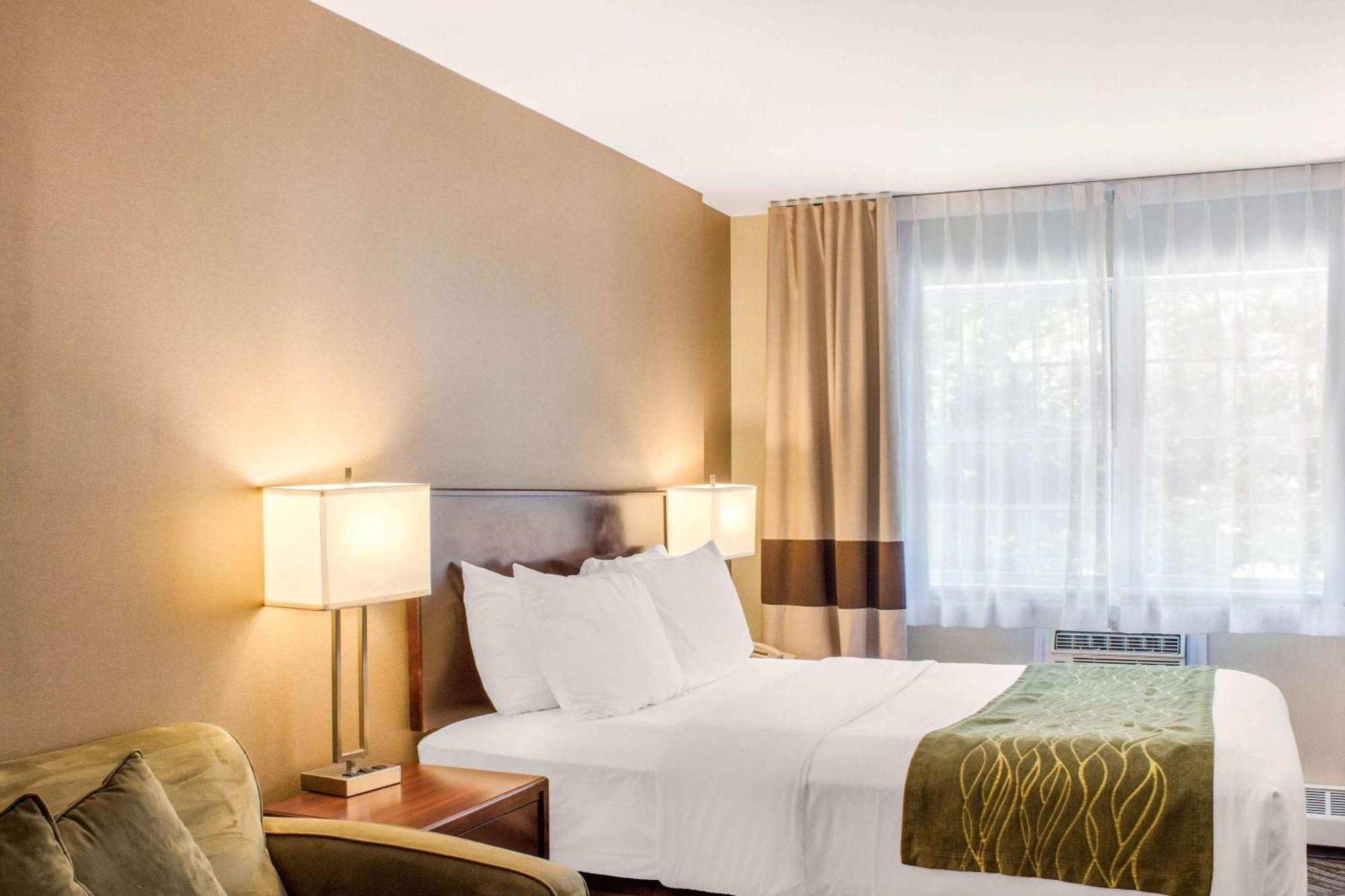 Comfort 3* Halifax