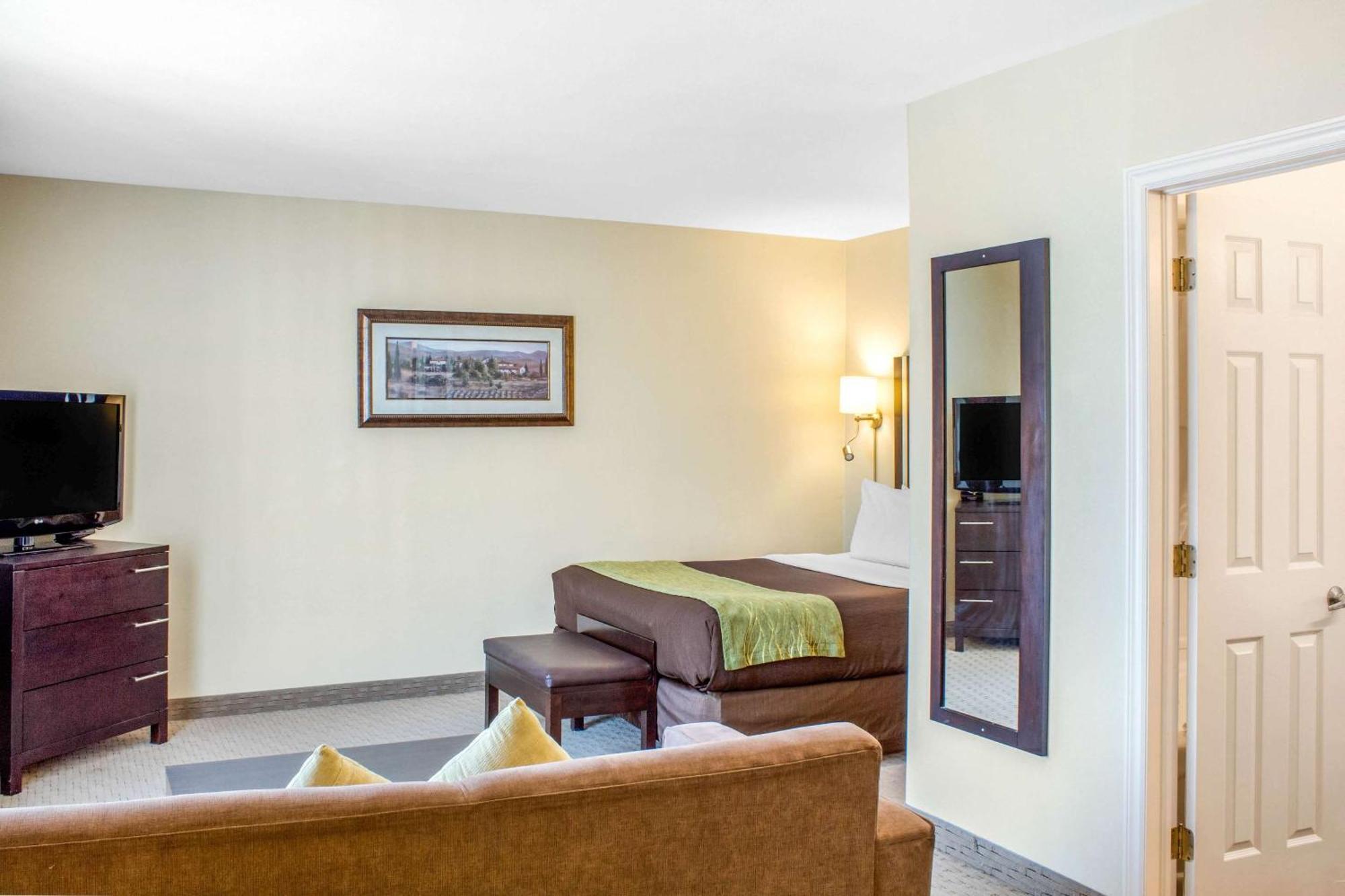 Comfort 3* Halifax