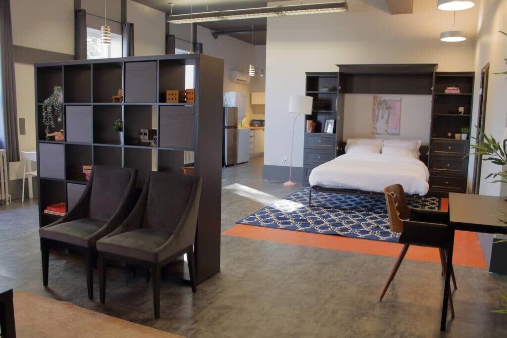 Industrial Chic Studio, Unit B Apartment *