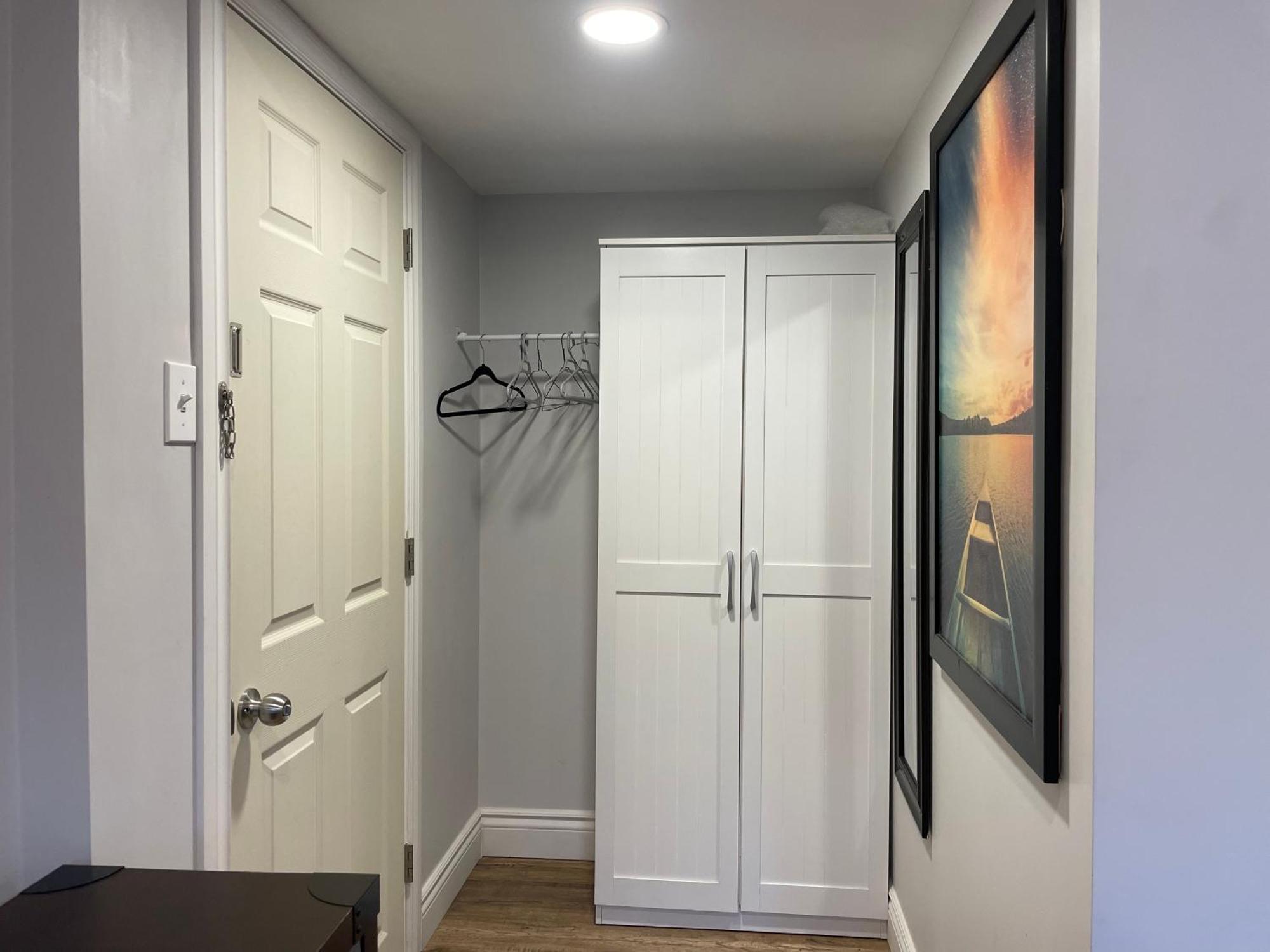 Apartment Quiet And Private Bachelor Unit