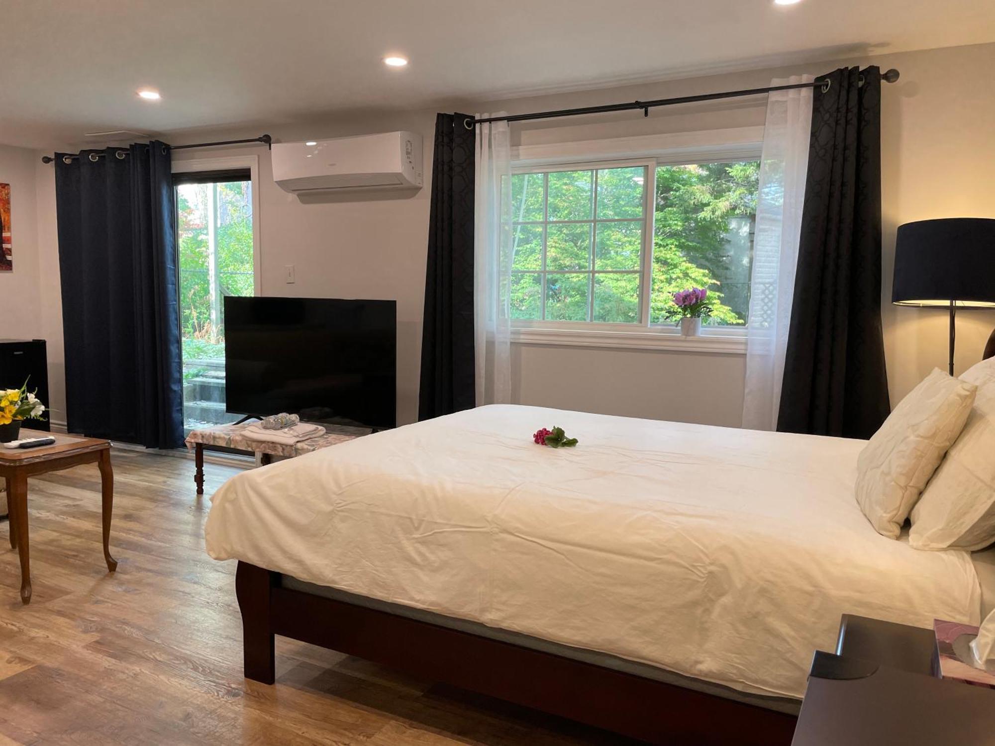 Apartment Quiet And Private Bachelor Unit Halifax