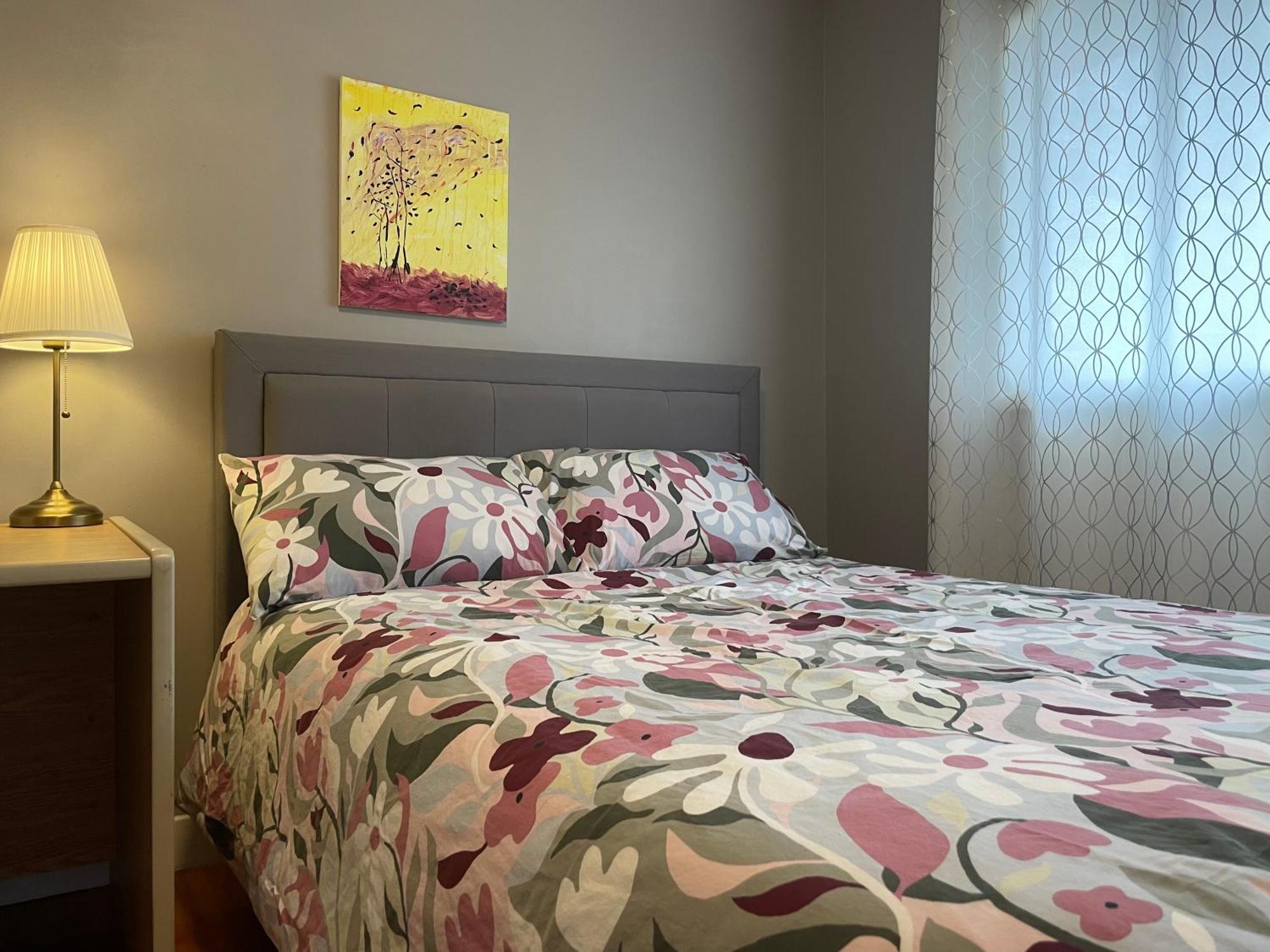Private Bedroom-washroom-small Living * Halifax