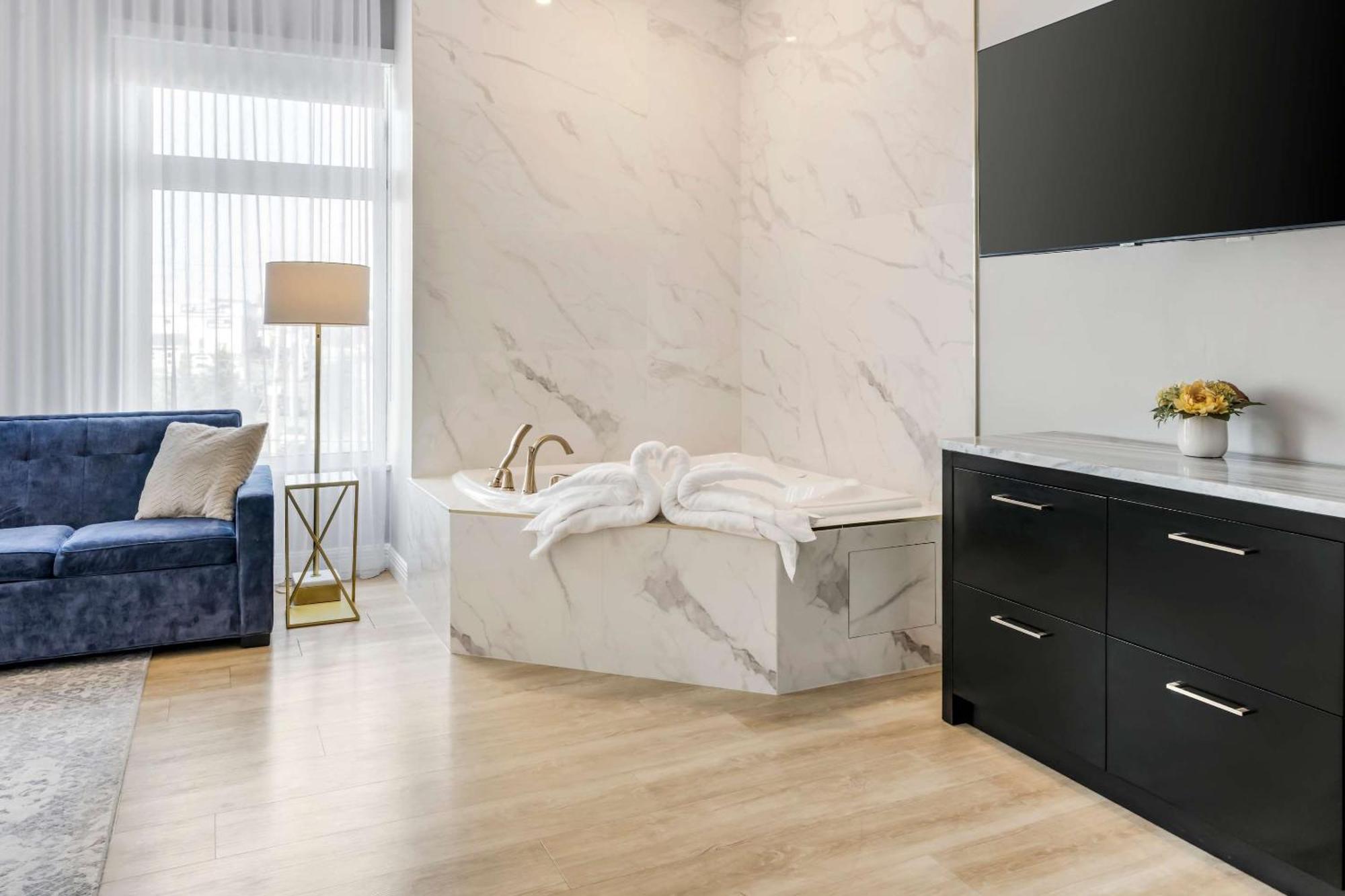 Comfort Bayer's Hotel 4*