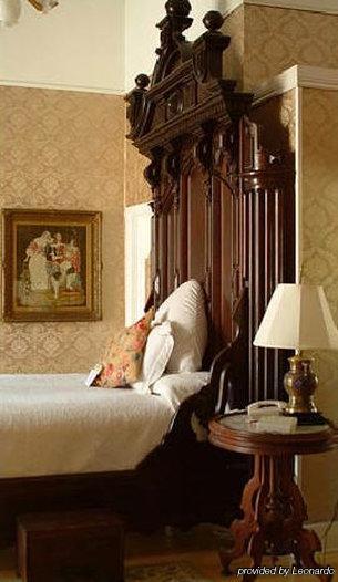 Waverley Inn 3*