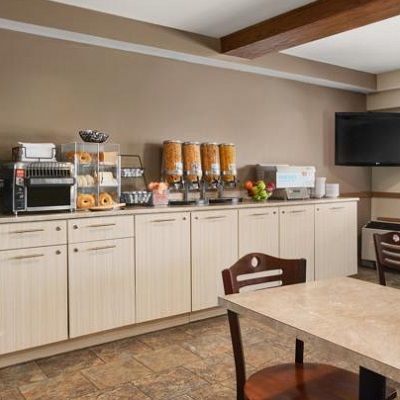 Hotel Country & Dartmouth