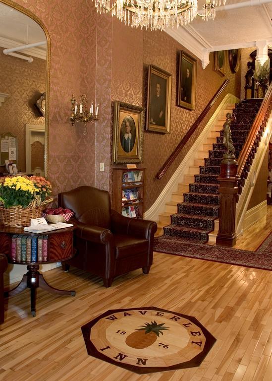 Waverley Inn 3*