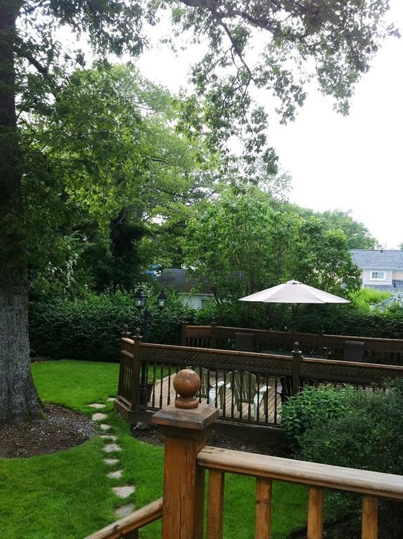 Bed & Breakfast At Robie's End 4*
