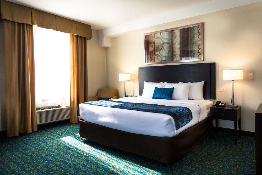 Comfort Bayer's 4* Halifax