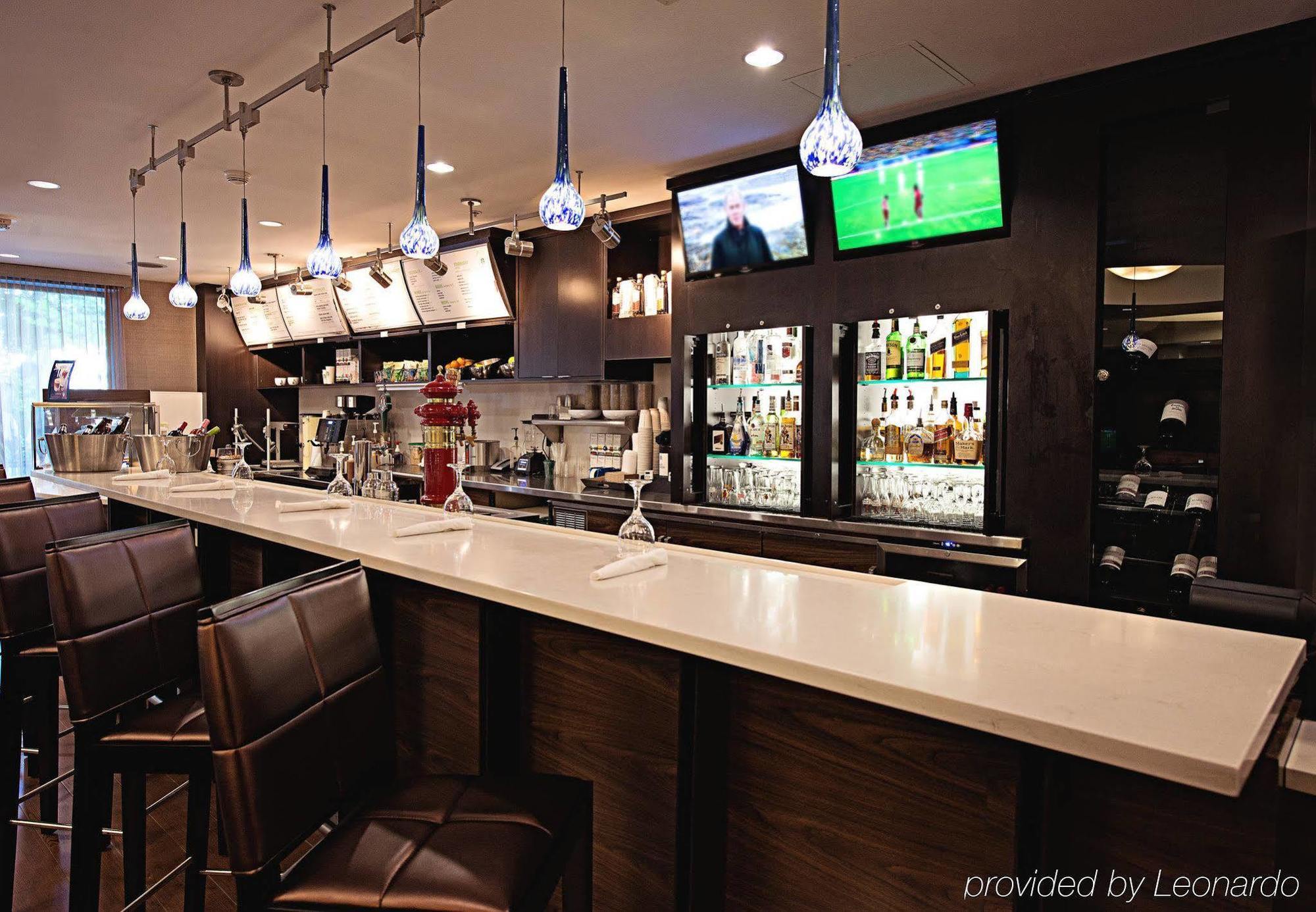 Courtyard By Marriott Downtown Hotel Halifax