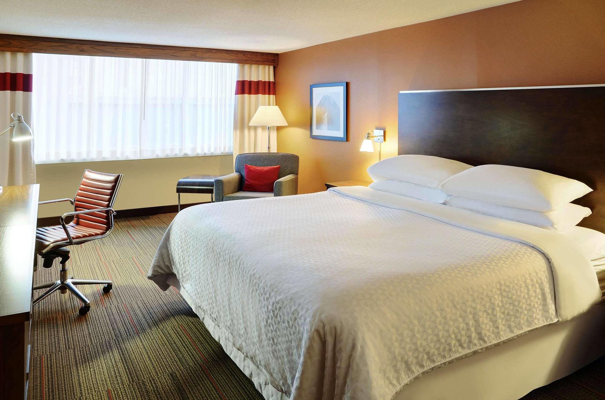 Four Points By Sheraton Hotel