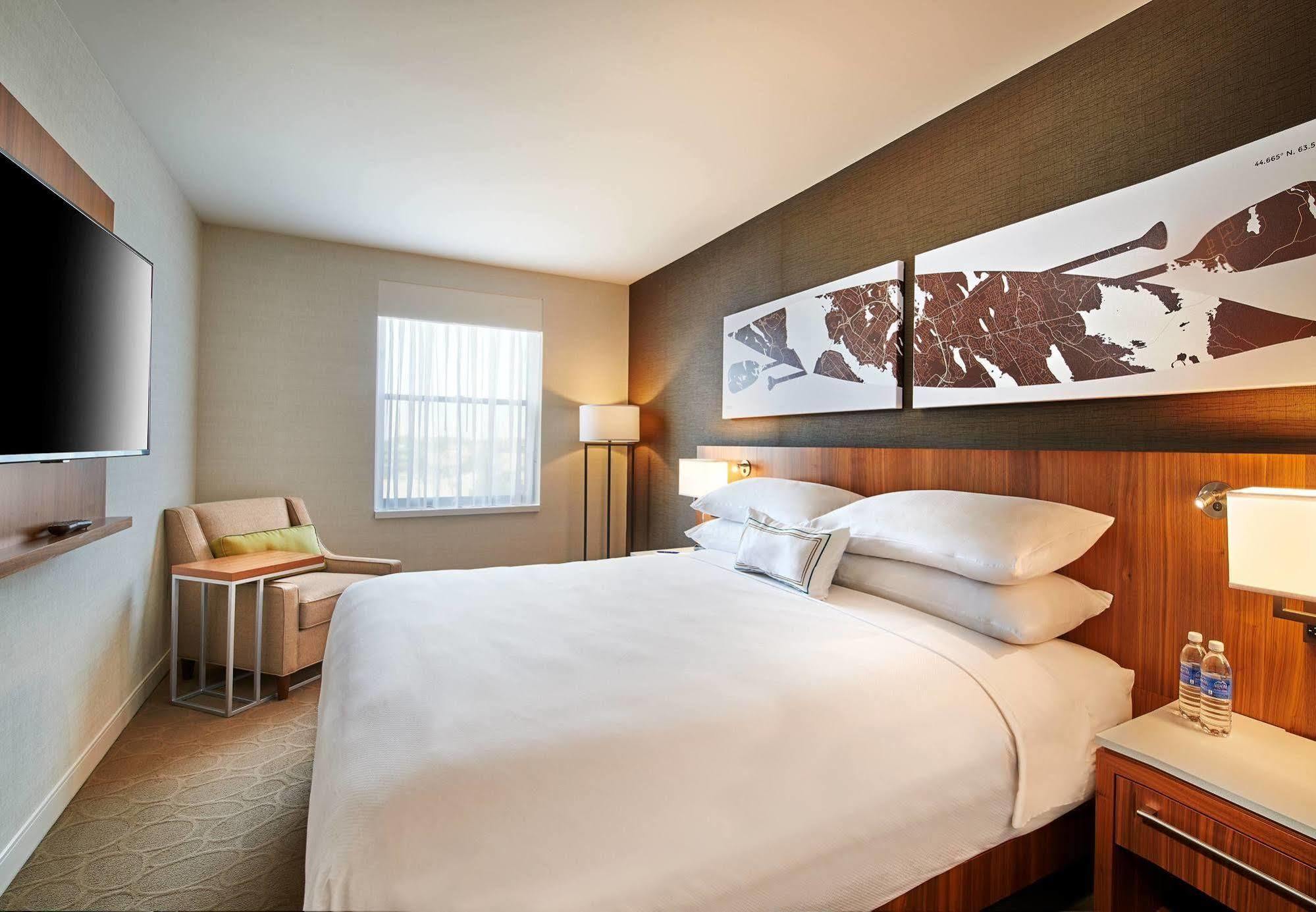 Delta By Marriott Dartmouth 4*