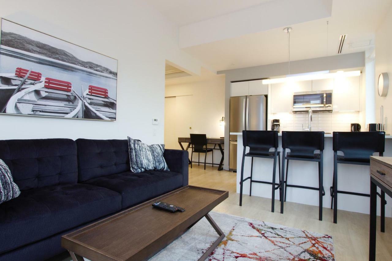 Moore Suites - The Alexander Apartment Halifax