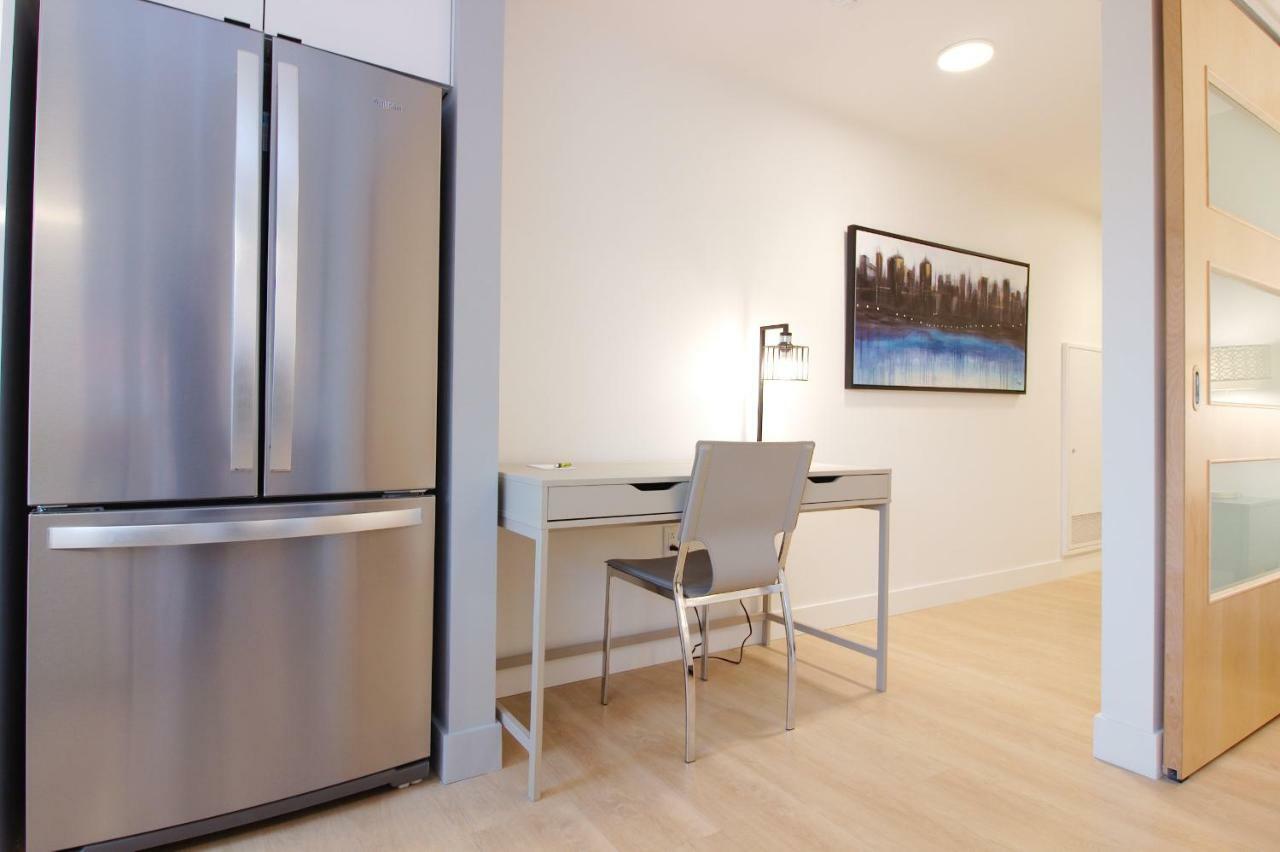 Apartment Moore Suites - The Alexander *
