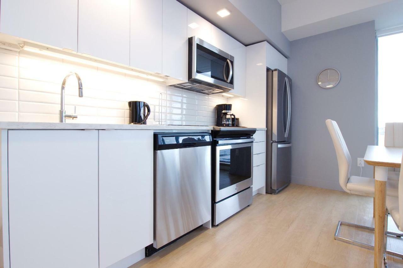 Moore Suites - The Alexander Apartment *