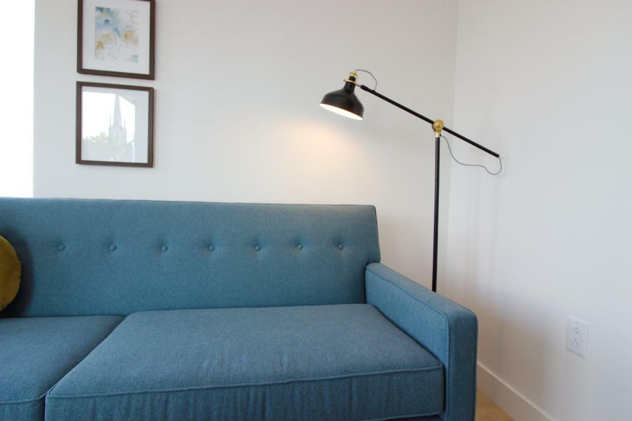 Moore Suites - The Alexander *