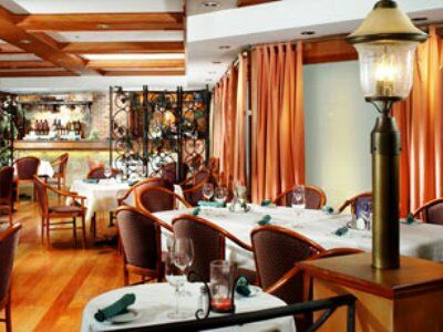 Four Points By Sheraton Hotel