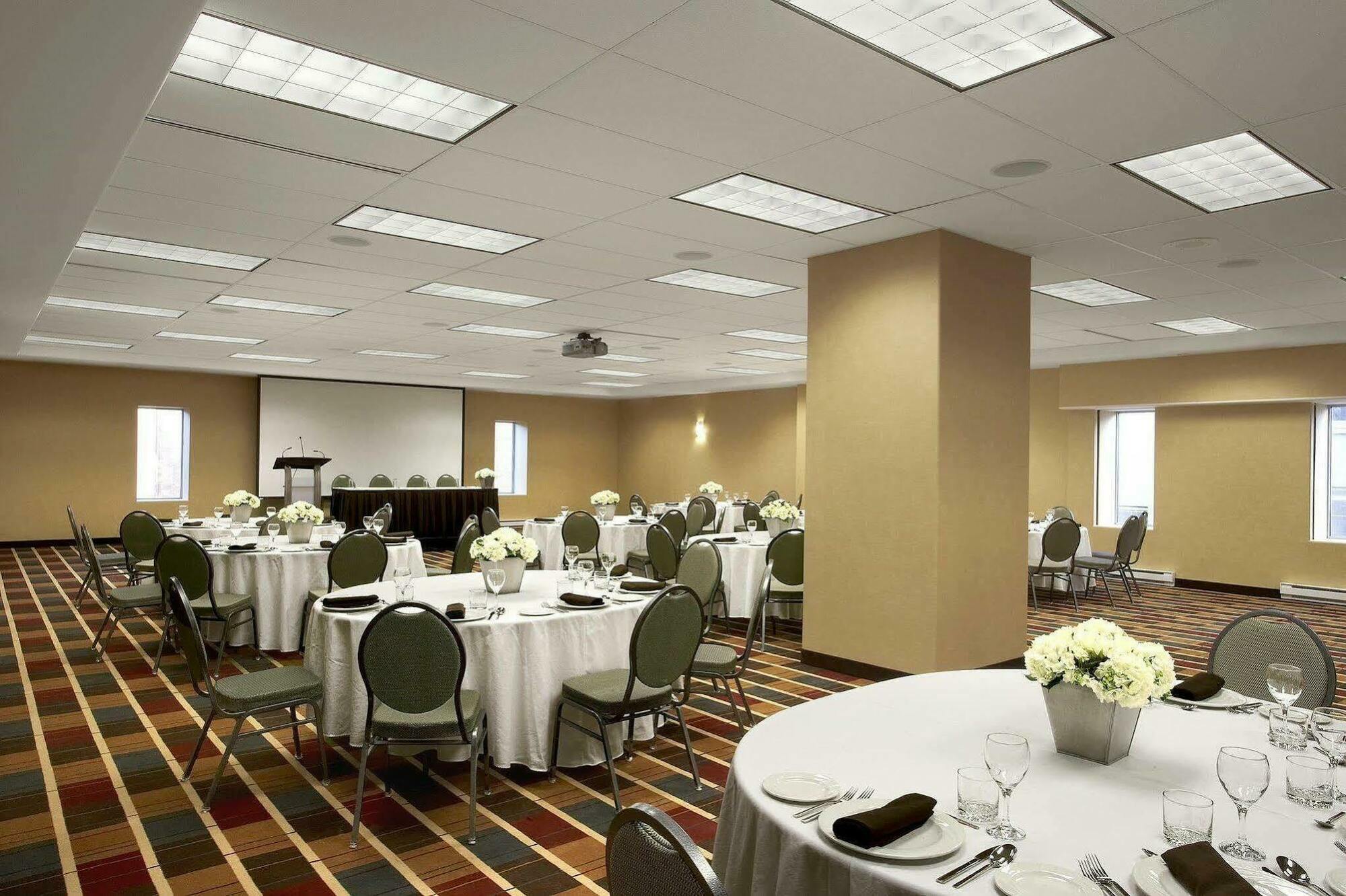Four Points By Sheraton Halifax