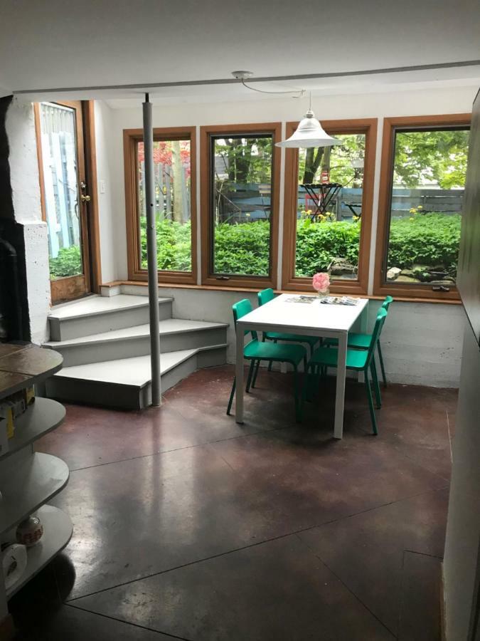 1217 Queen Street Apartment