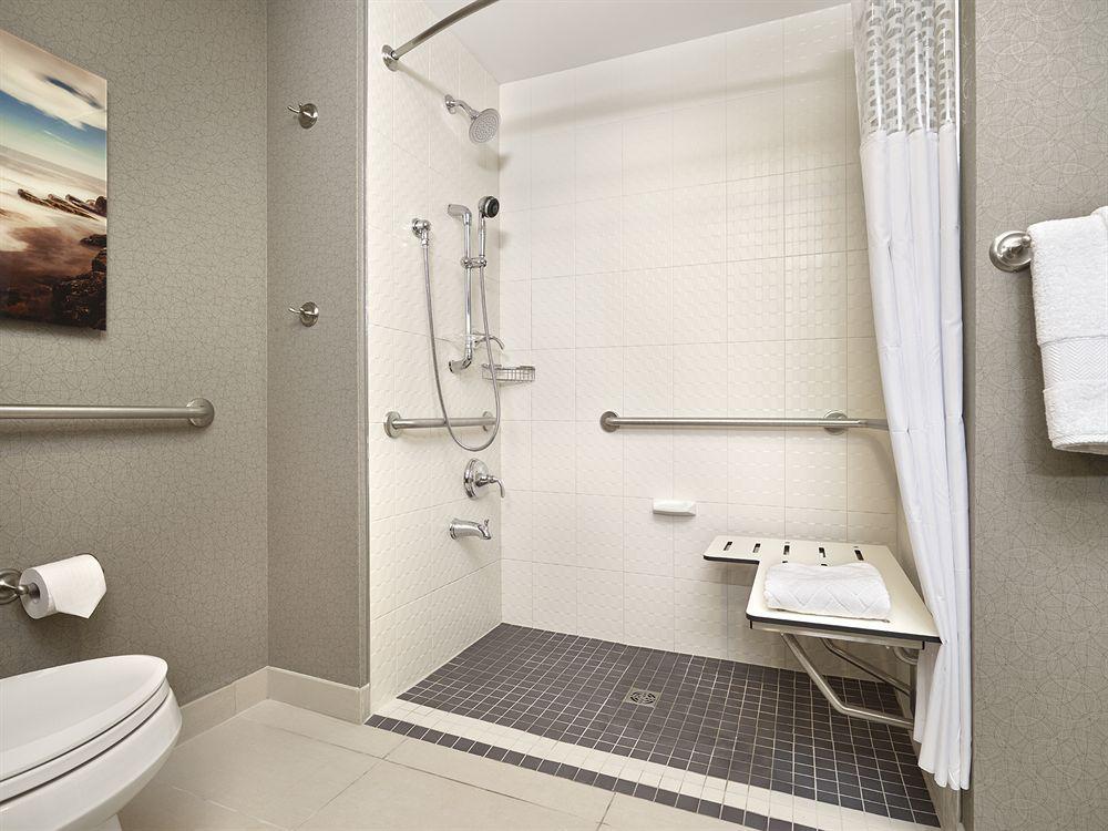 Hotel Homewood By Hilton - Downtown Halifax