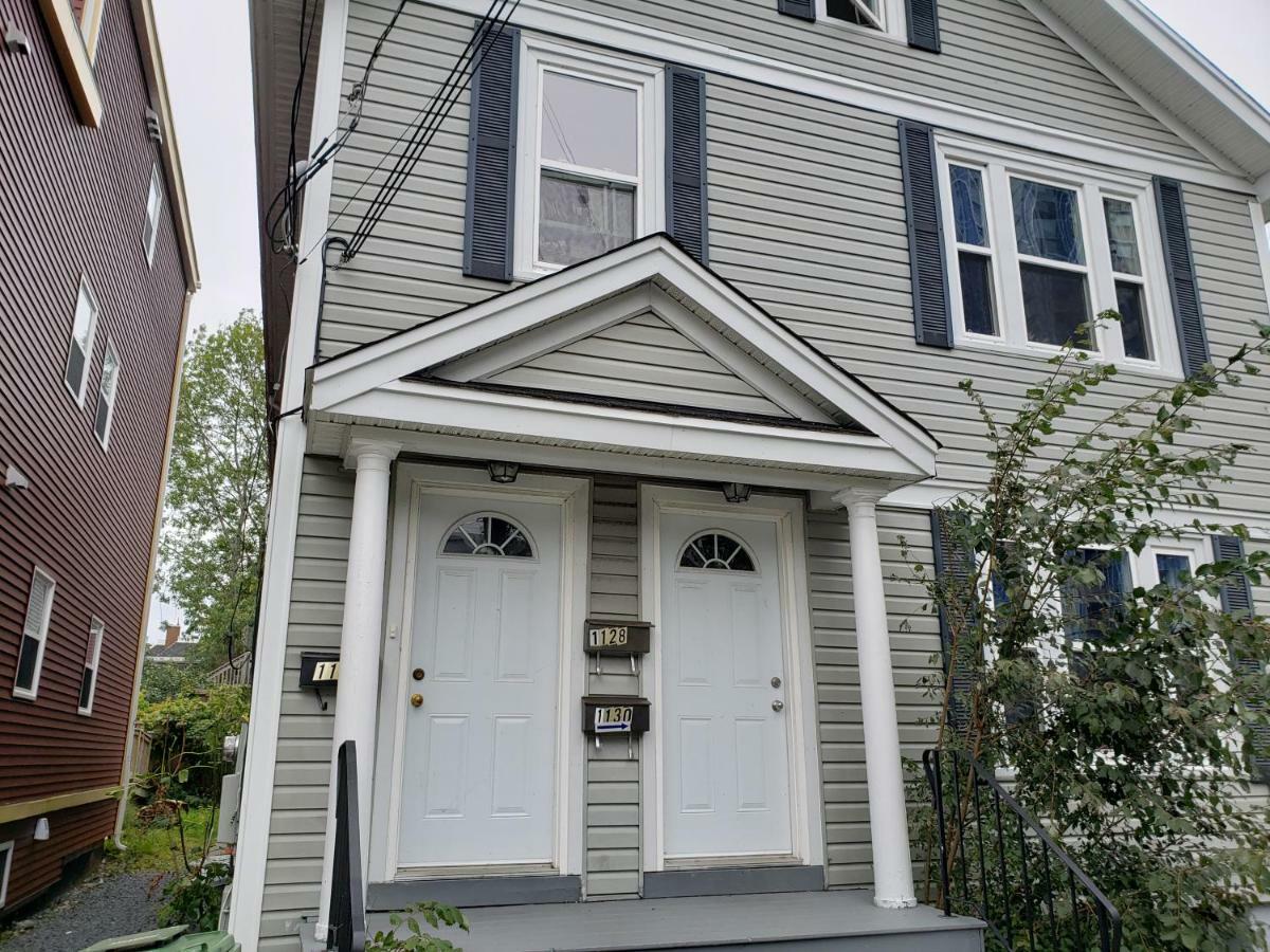 Homestay Private In Downtown Halifax