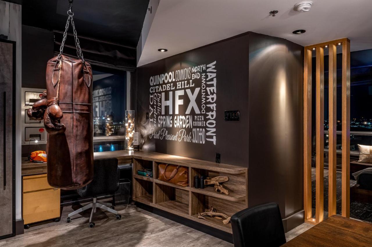 Spectacular Designer Loft Downtown *