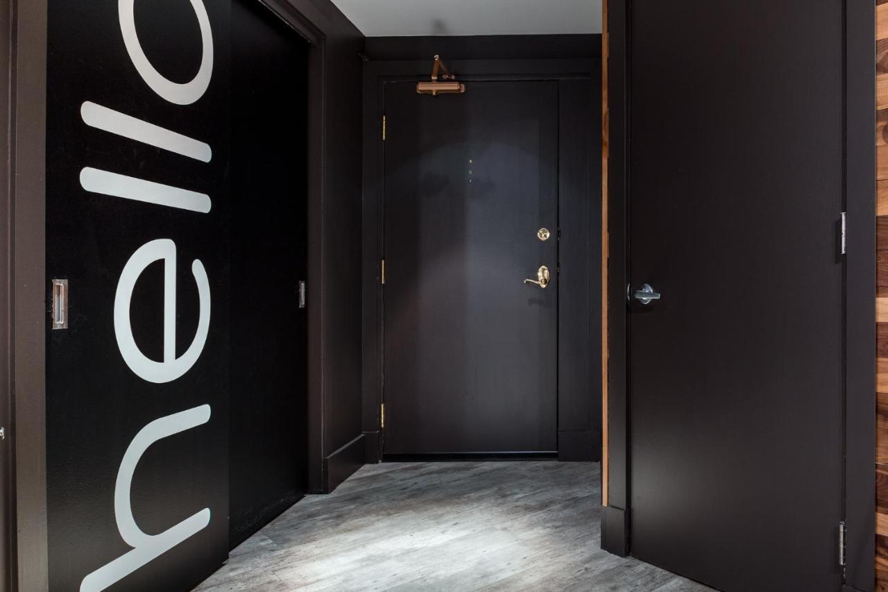 Apartment Spectacular Designer Loft Downtown