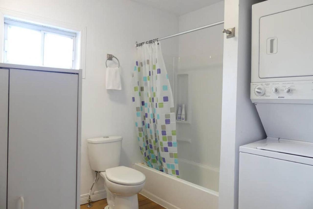 Apartment Belle Aire - Upper - Luxurious Getaway - Centrally Located *