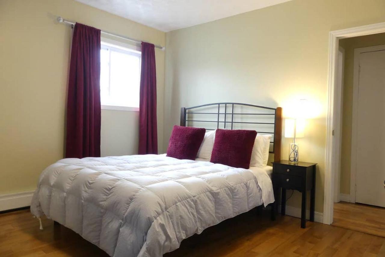 Apartment Belle Aire - Upper - Luxurious Getaway - Centrally Located Halifax