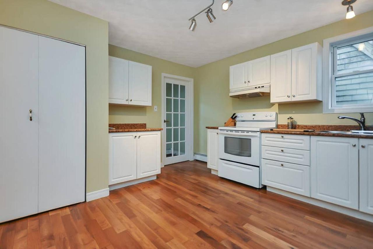 Belle Aire - Upper - Luxurious Getaway - Centrally Located