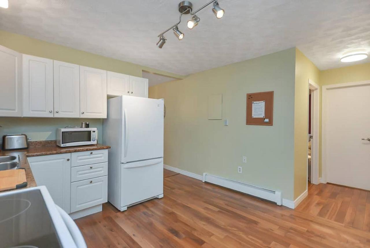 Belle Aire - Upper - Luxurious Getaway - Centrally Located * Halifax