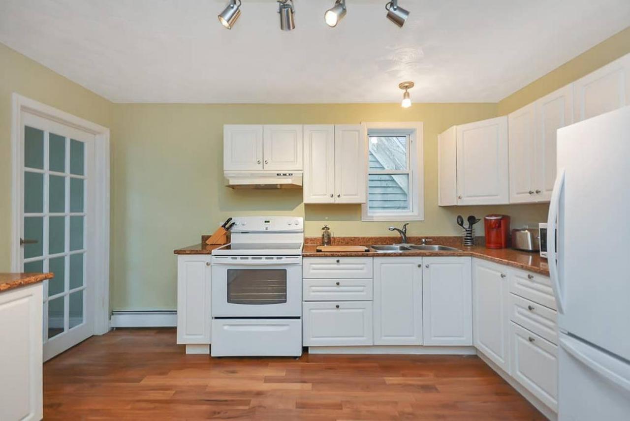Belle Aire - Upper - Luxurious Getaway - Centrally Located * Halifax