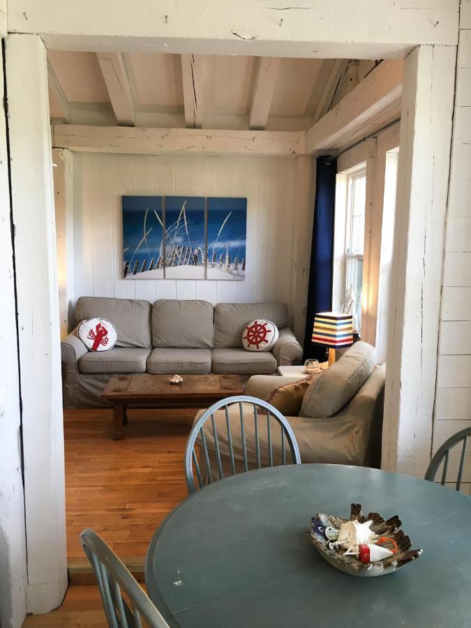 Larinda's Landing Oceanfront Cottages Halifax