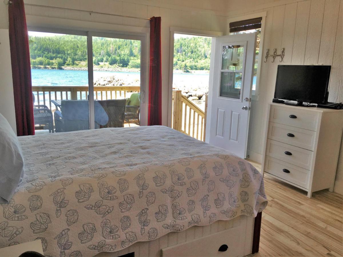 Larinda's Landing Oceanfront Cottages