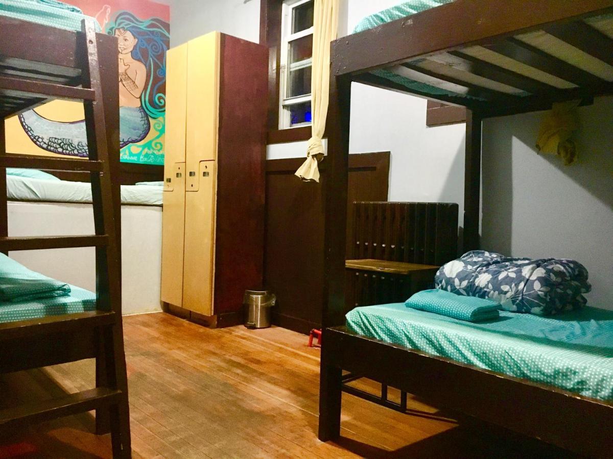 Backpackers * Halifax