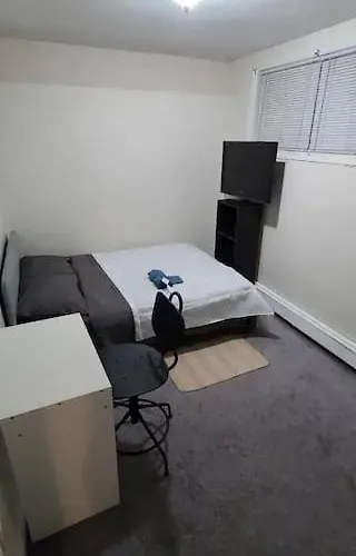 Private Room In Downtown Halifax #6