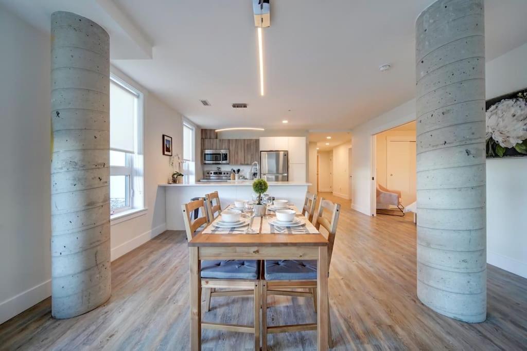 New Ocean Bay New Luxury Sleeps 5 Parking, Coffee, Ac Holiday home *