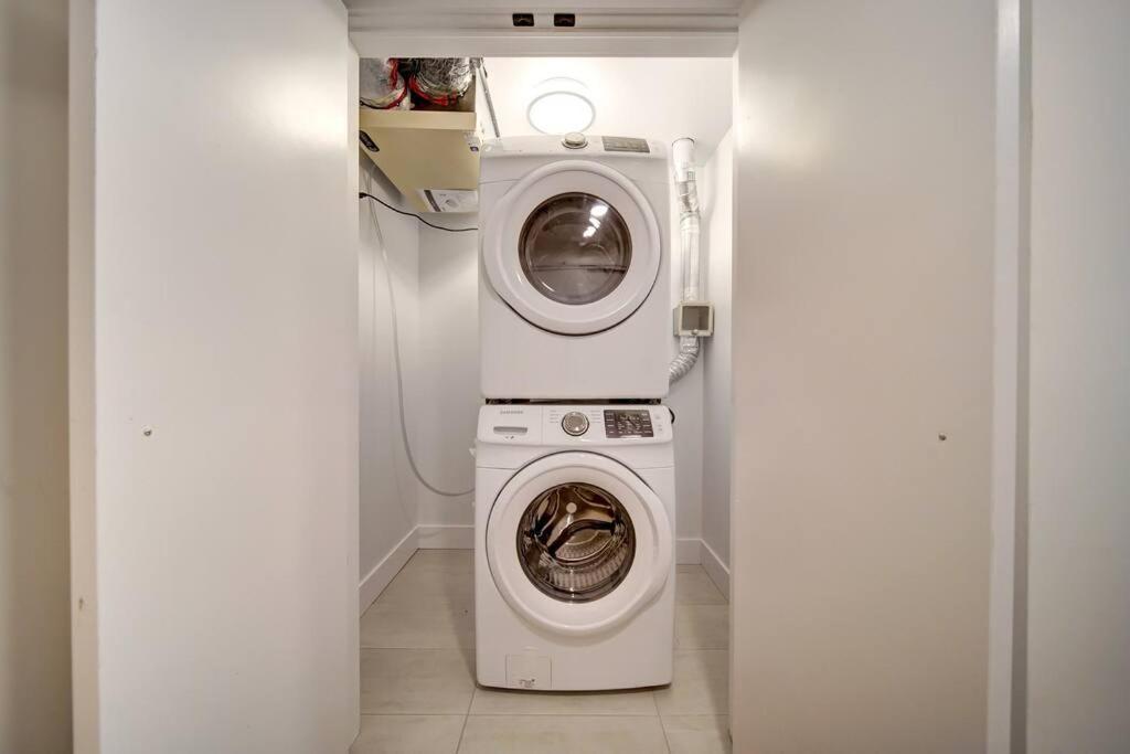 New Ocean Bay New Luxury Sleeps 5 Parking, Coffee, Ac Holiday home