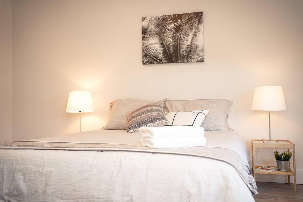 Holiday home New Ocean Bay New Luxury Sleeps 5 Parking, Coffee, Ac Halifax
