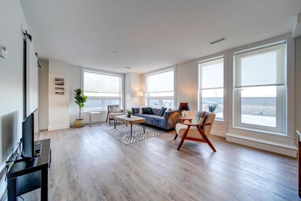 Holiday home New Ocean Bay New Luxury Sleeps 5 Parking, Coffee, Ac