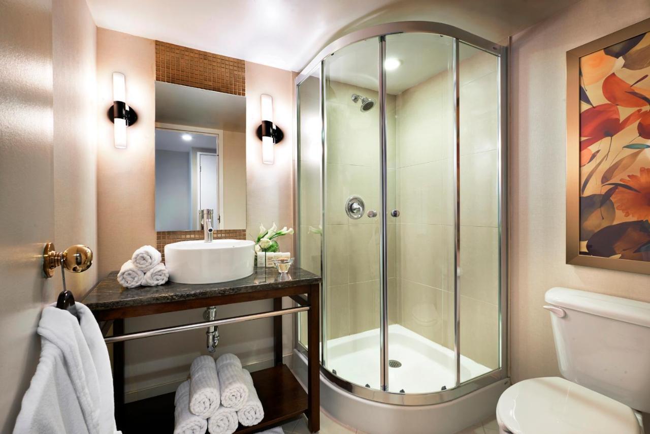 The George 4*
