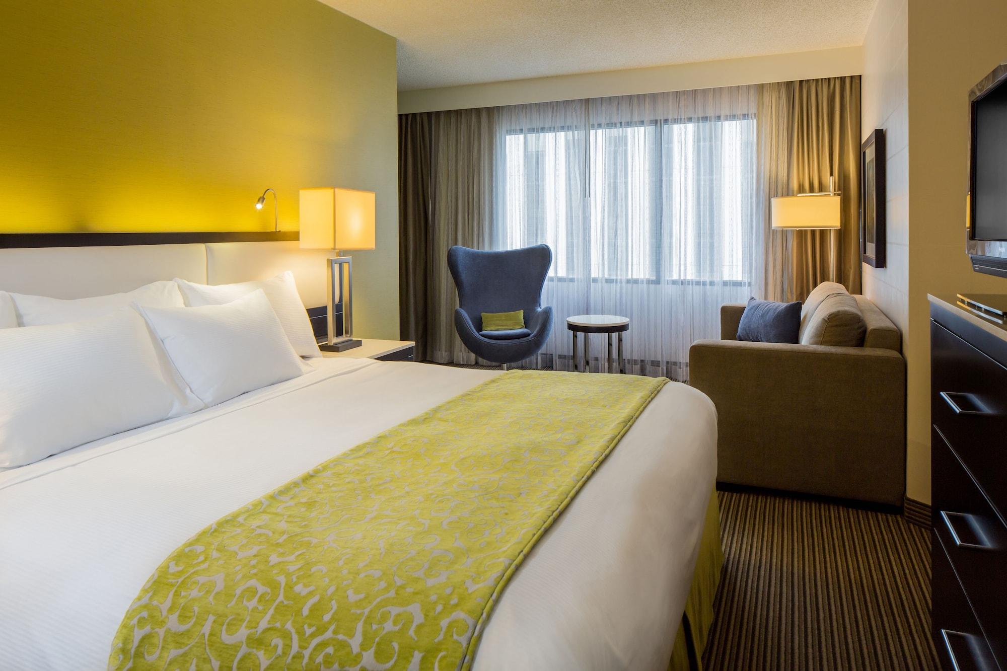 The Hollis - A Doubletree By Hilton Hotel