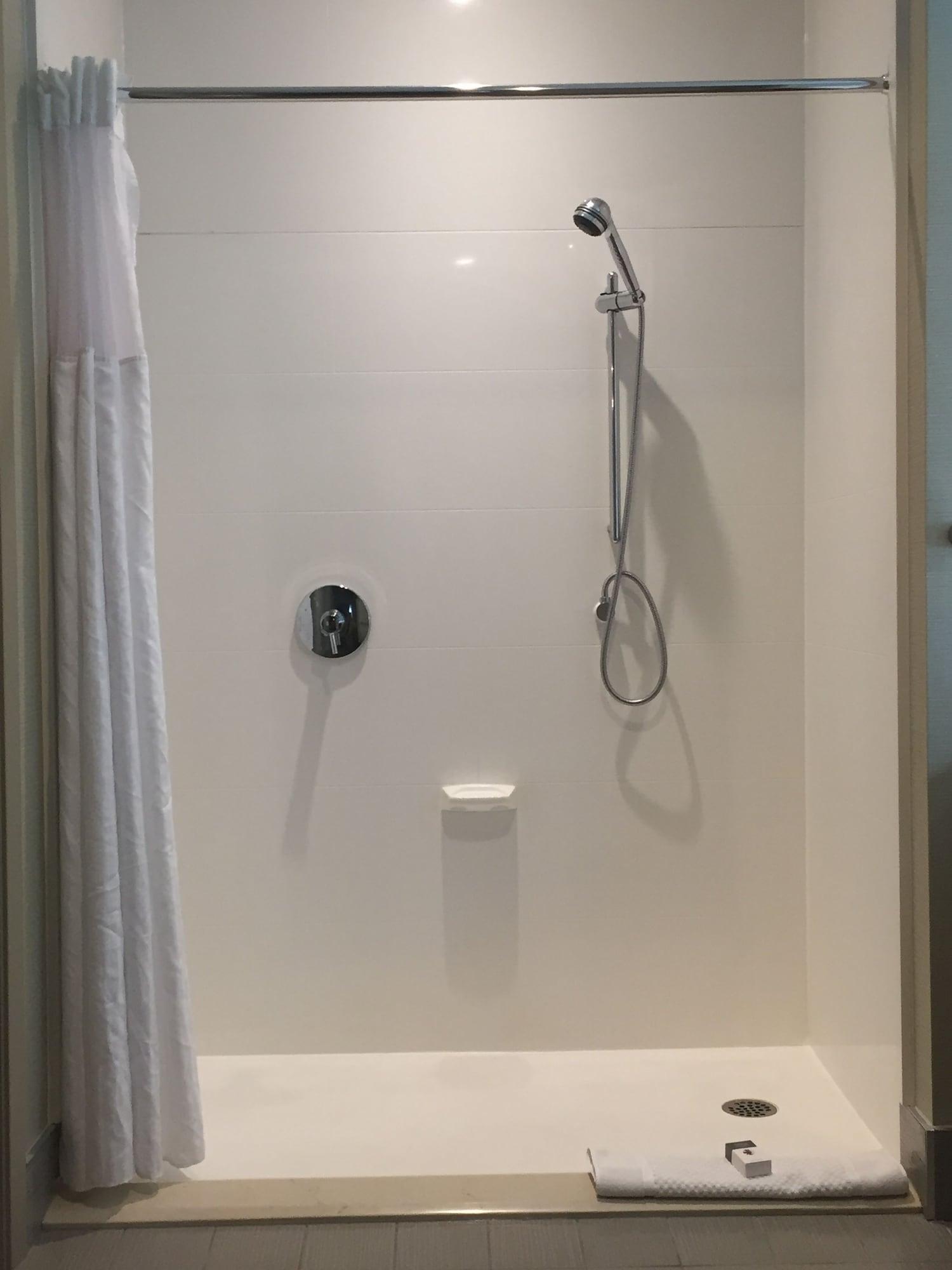 The Hollis - A Doubletree By Hilton 4* Halifax