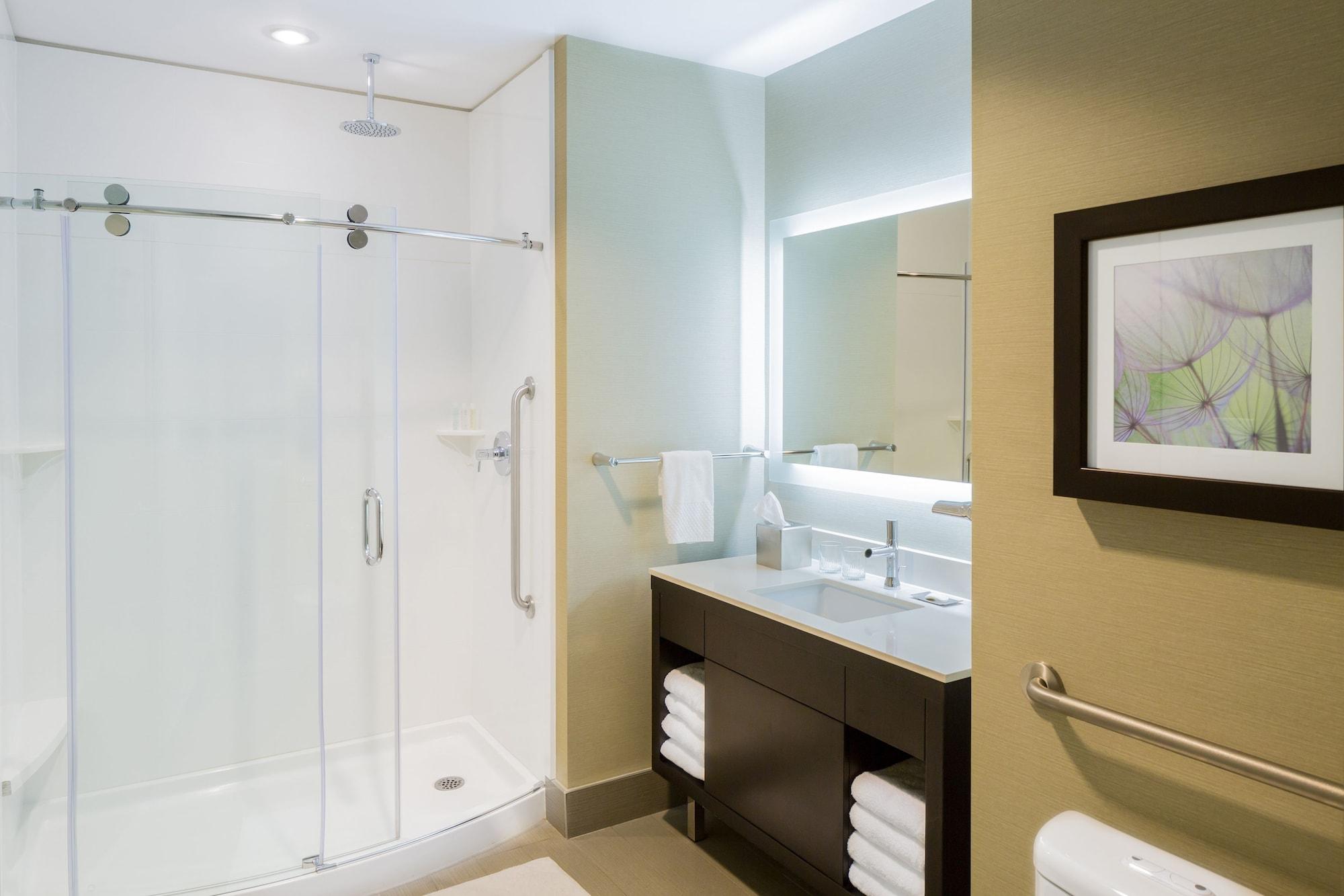 The Hollis - A Doubletree By Hilton Hotel Halifax