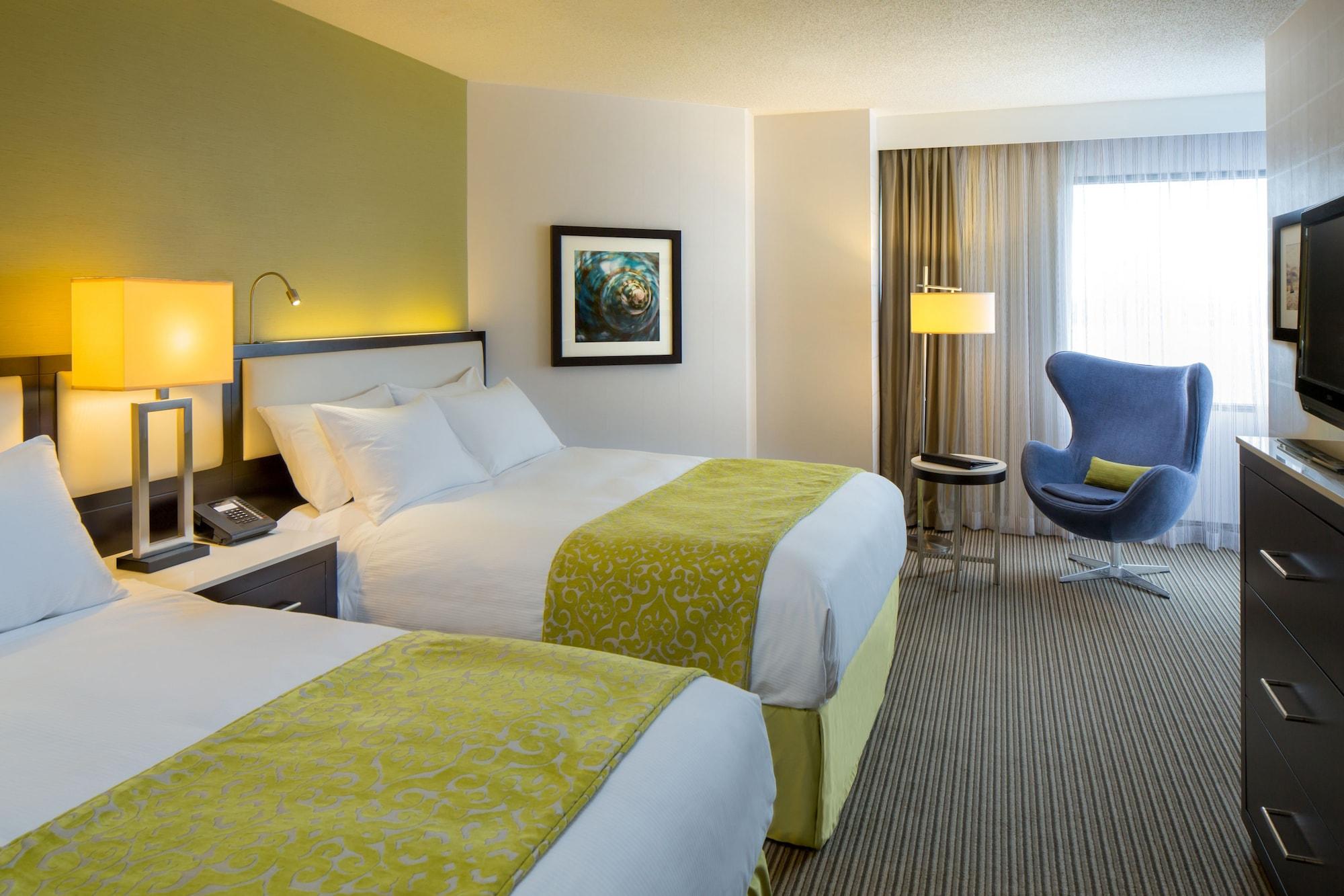 The Hollis - A Doubletree By Hilton Hotel