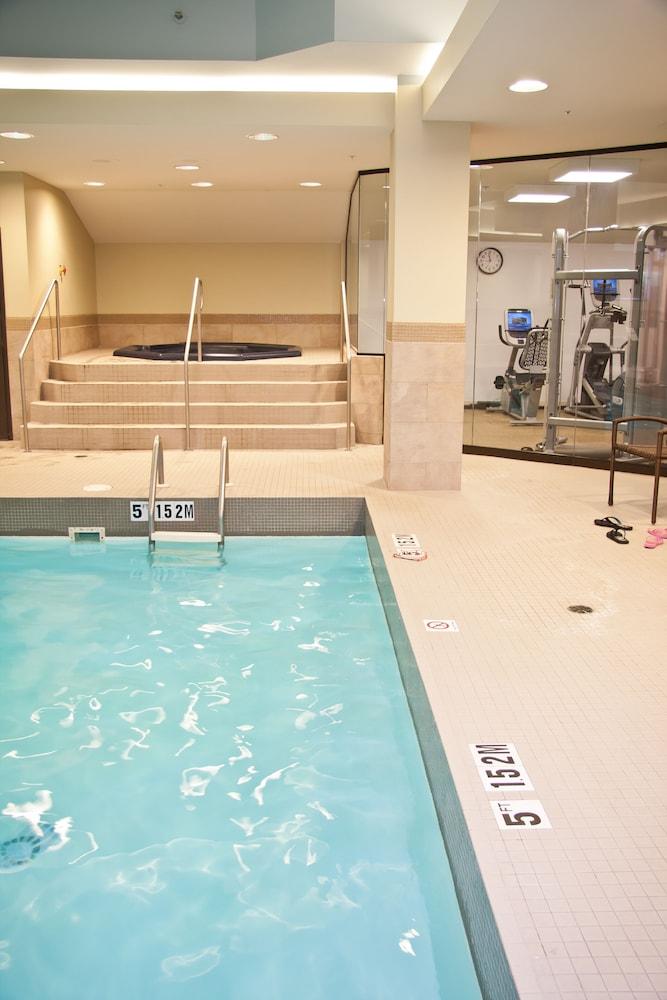 The Hollis - A Doubletree By Hilton Hotel 4*