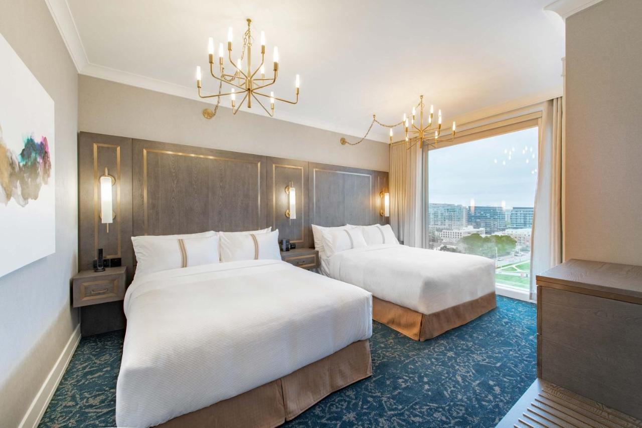 The Sutton Place Hotel 5*