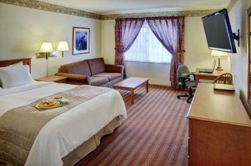 Coastal - Bayers Hotel Halifax
