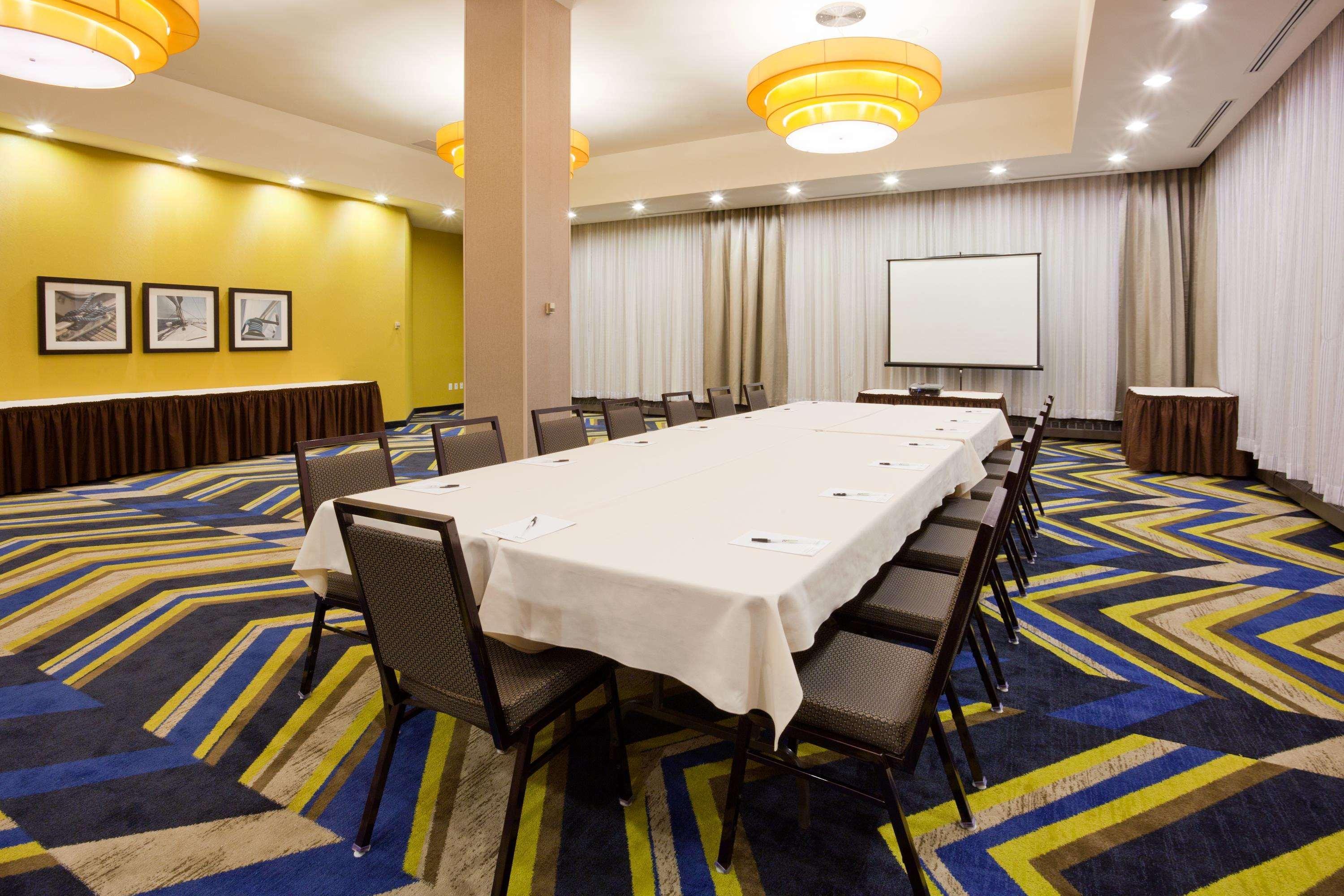 The Hollis - A Doubletree By Hilton Halifax