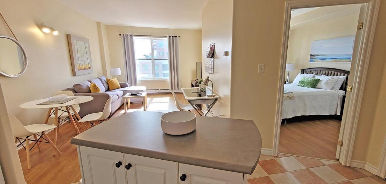 Prime Downtown Location *