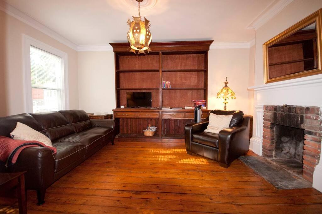 Heritage Row House In Downtown Halifax